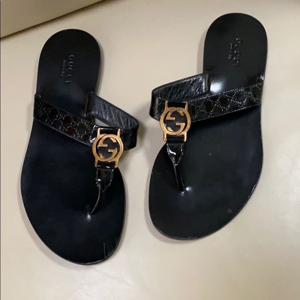 Black Gucci thong and its in great shape